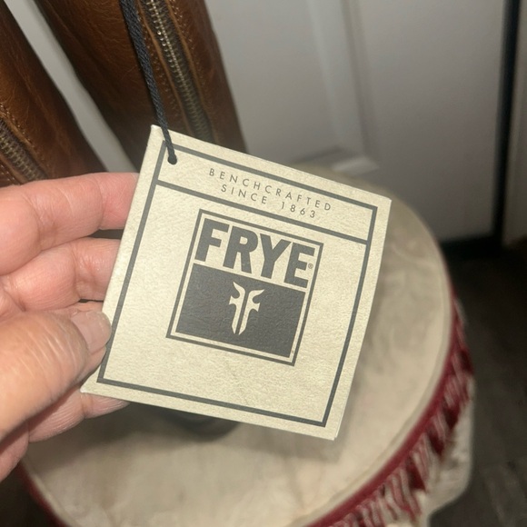 NEW Frye Phillip Harness Tall Women’s Riding Boots Cognac Leather Zip Back Sz 7B - Picture 2 of 16